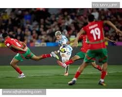 卡牌游戏竞技与休闲双模式解析